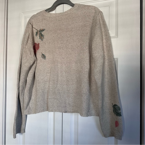 Vintage Monterey Embroidered Leaf Cardigan with buttons - Picture 14 of 15